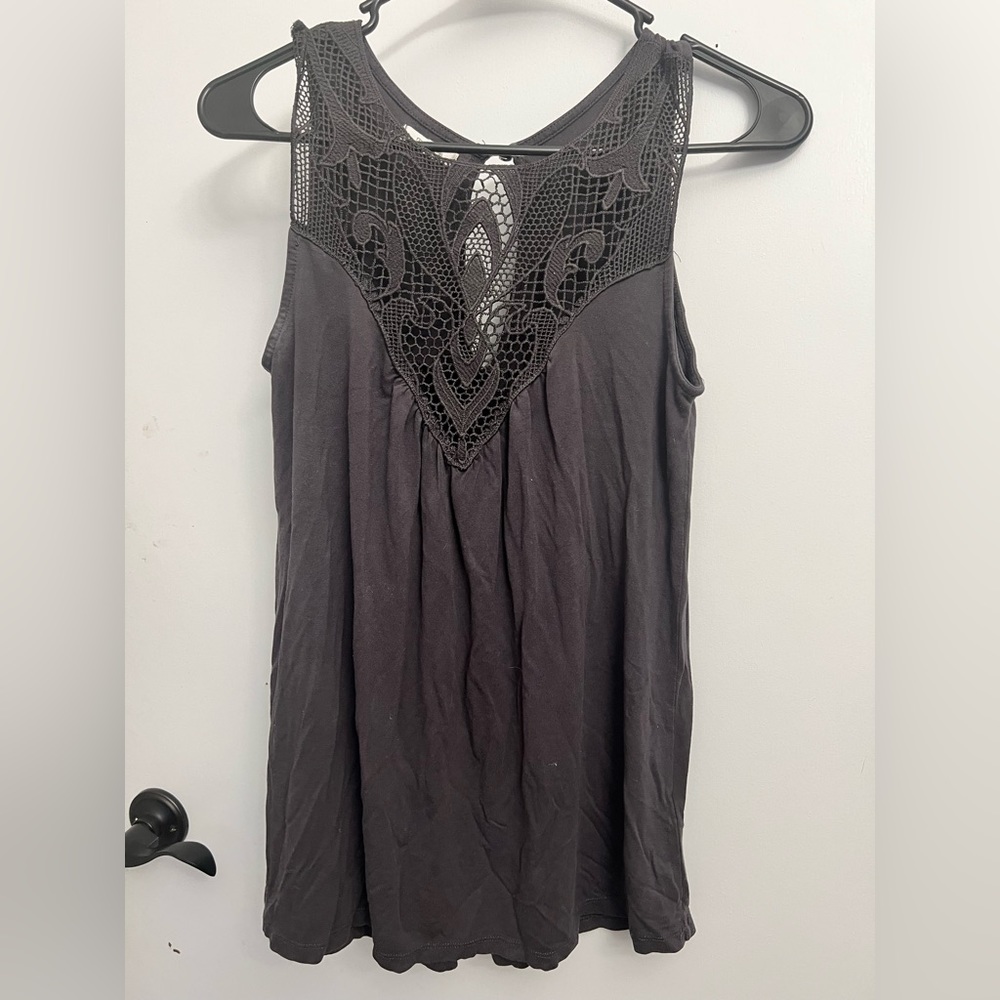 Size smalll tank top